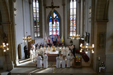 Feier der 1. Heiligen Kommunion in Sankt Crescentius (Foto: Karl-Franz Thiede)